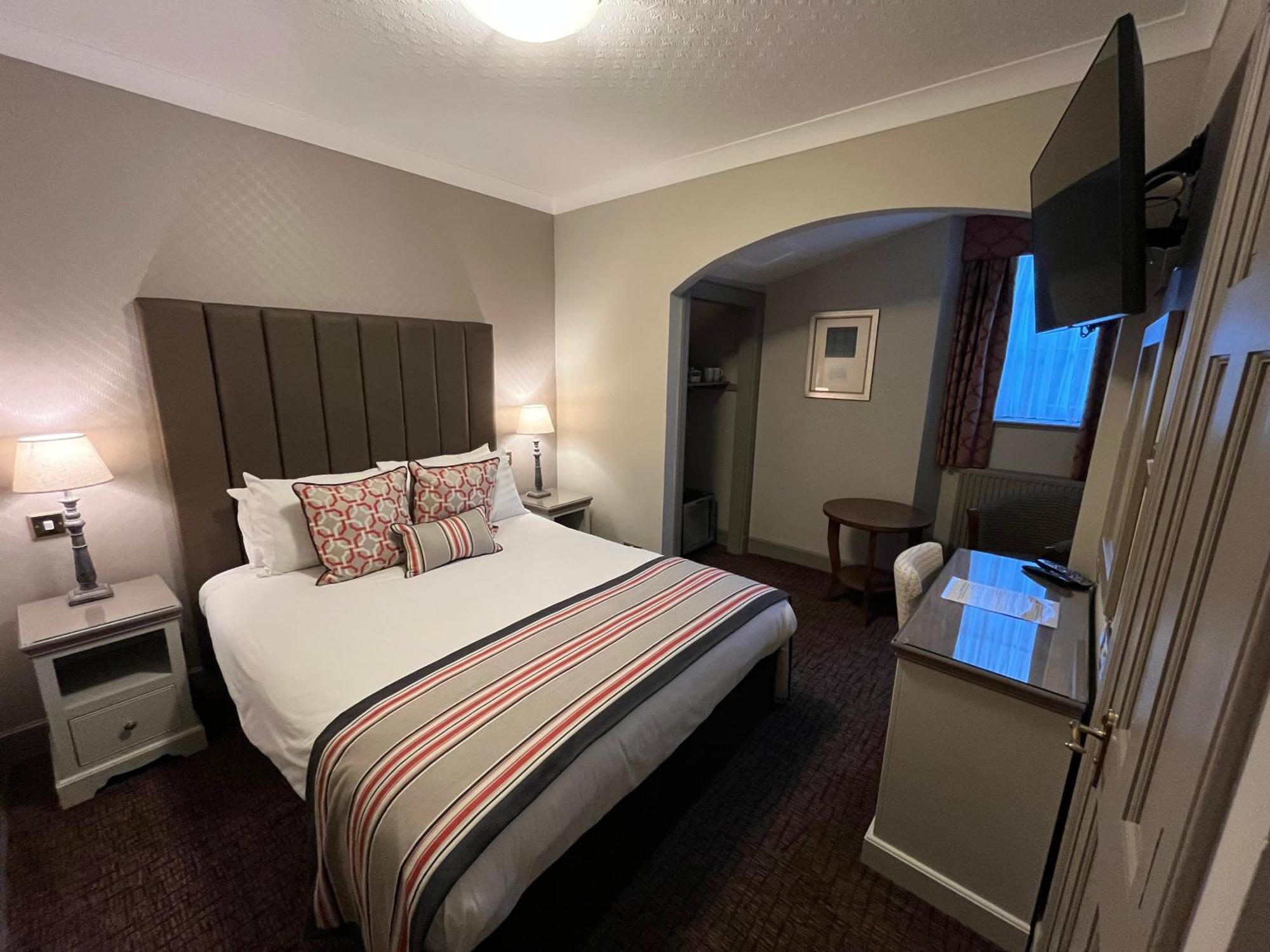 The Globe Inn Абердин Экстерьер фото